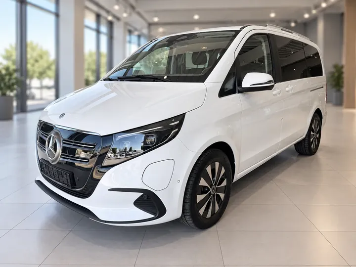Mercedes-Benz Van als Beispiel für ein geräumiges Mietfahrzeug